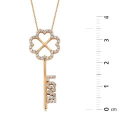 Pırlanta Love Anahtar Kolye